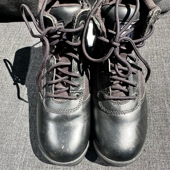 Original S.W.A.T first responder combat boots. Classic 6” side zip. Like new - Picture 4 of 7